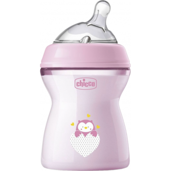 Бутылочка пластиковая CHICCO NATURAL FEELING 250 мл, 2м+ розовая Бутылочка пластиковая CHICCO NATURAL FEELING 250 мл, 2м+ розовая